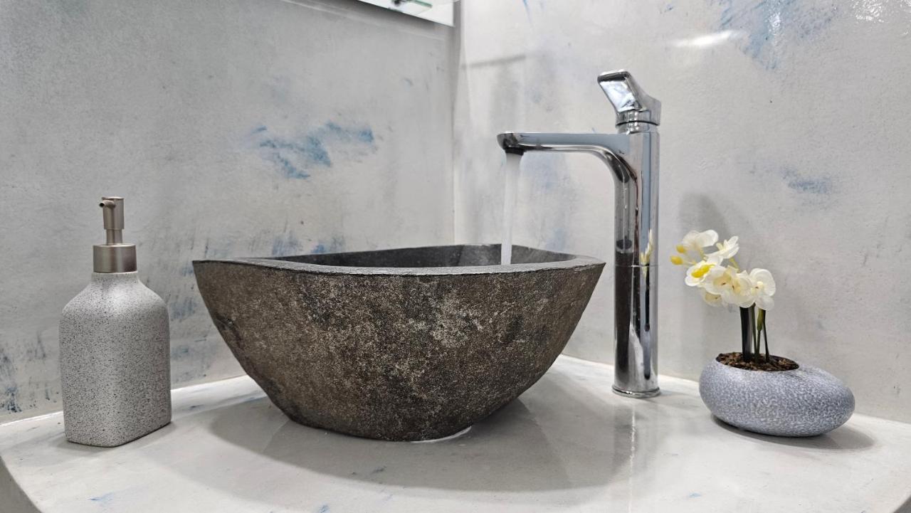Bayview Villa With Jaccuzi - Milos Zefiria Екстер'єр фото